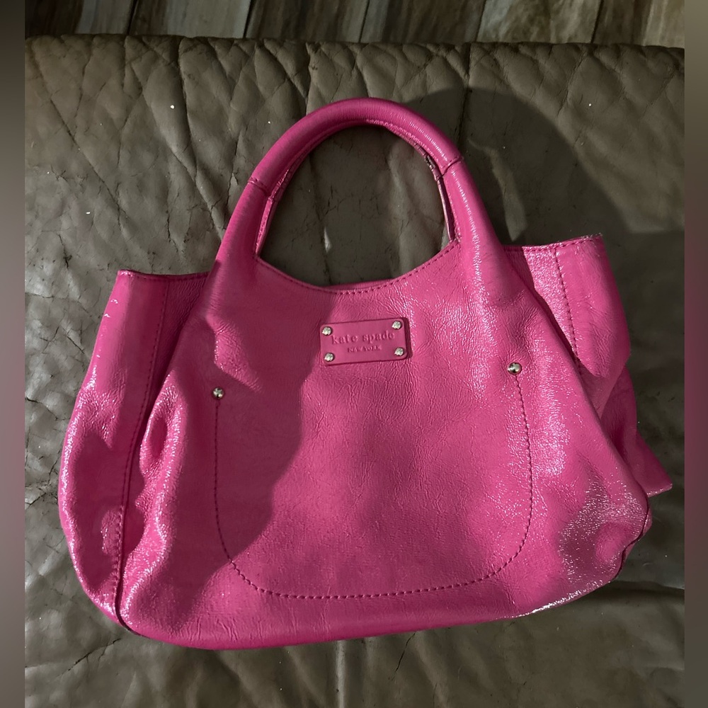Beautiful Kate Spade, hot pink handbag in great condition